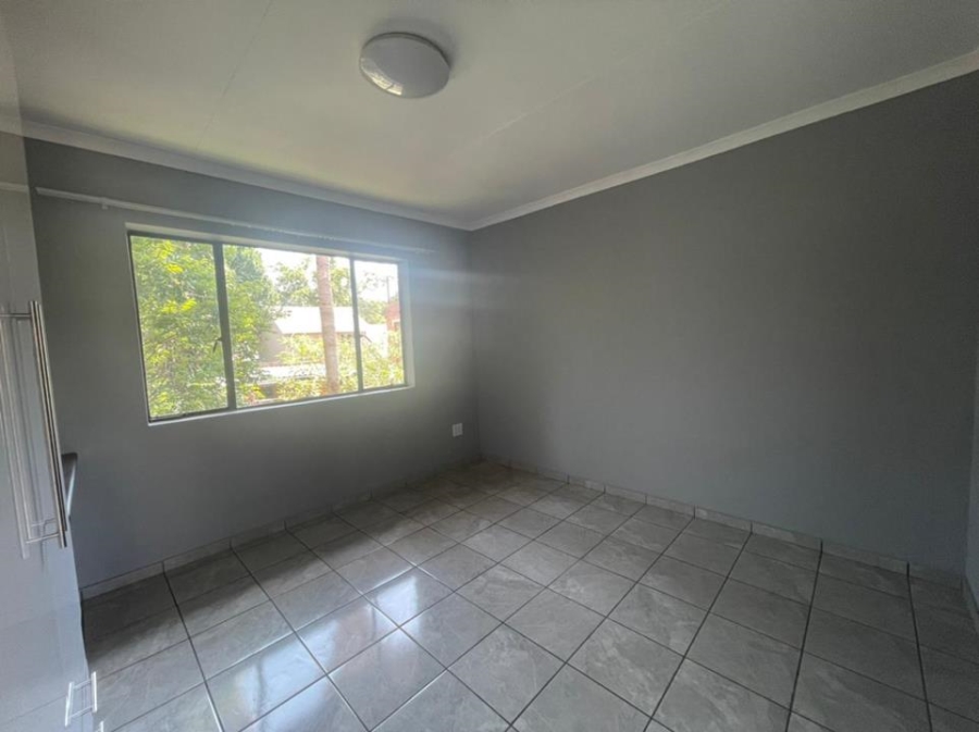 2 Bedroom Property for Sale in Die Bult Western Cape